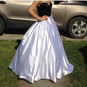 Sherri Hill original prom dress